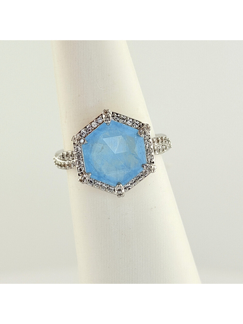 Bomb Party Sz 8 "Feel The Breeze" Ocean Blue Quartz on Rhodium RG30401